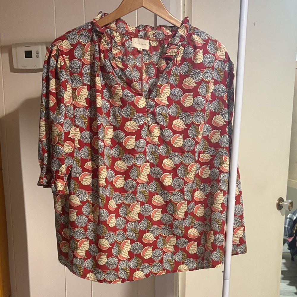 MELLODAY Red and Cream Leaf Print Blouse